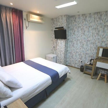 必须入住明洞酒店 首爾 外观 照片