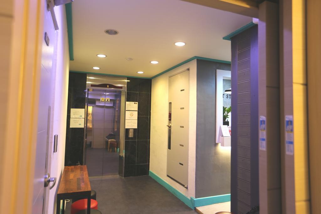 必须入住明洞酒店 首爾 外观 照片
