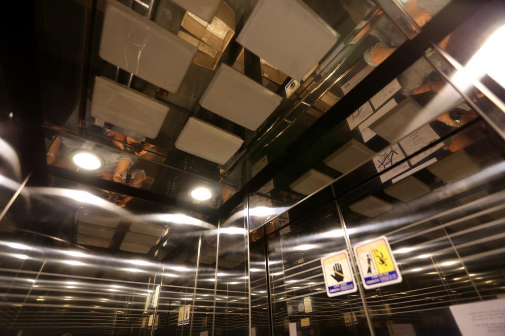 必须入住明洞酒店 首爾 外观 照片